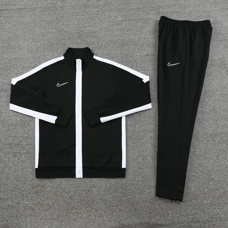 No Team Logo Tracksuit